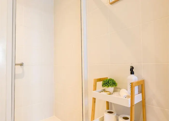 Bgc Private Apartment Manila