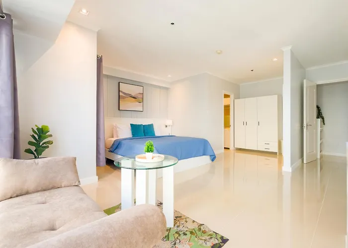 Bgc Private Apartment